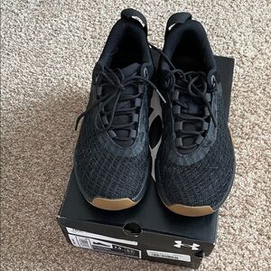 Under Armour Black and Tan Athletic Shoes